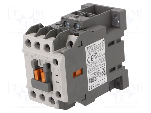 Contactor: 3-pole; NO x3; Auxiliary contacts: NO + NC; 24VAC; 22A