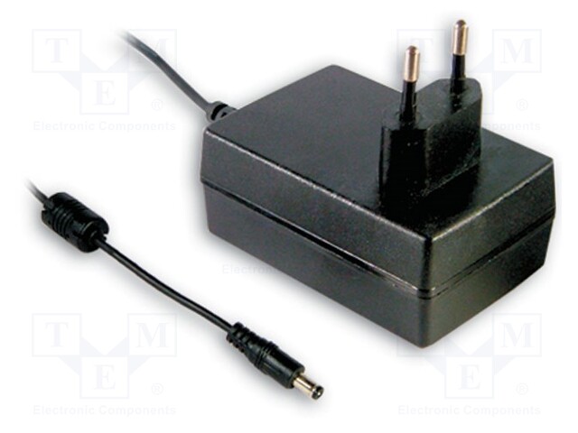 Power supply: switched-mode; 5VDC; 4.5A; Out: 5,5/2,1; 22.5W; 80%