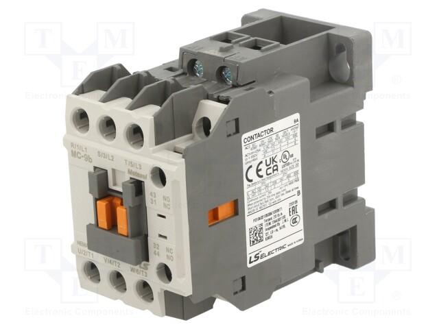 Contactor: 3-pole; NO x3; Auxiliary contacts: NO + NC; 400VAC; 9A