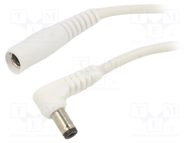 Cable; DC 5,5/2,1 plug,DC 5,5/2,1 socket; angled; 1mm2; white; 2m