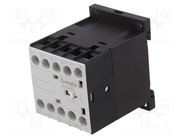 Contactor: 3-pole; NO x3; Auxiliary contacts: NO; 24VDC; 9A; BG