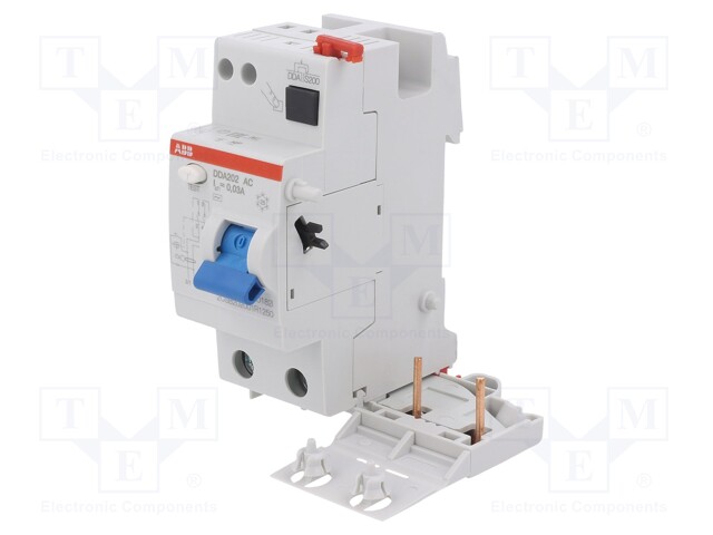 RCD breaker; Inom: 25A; Ires: 30mA; Poles: 2; 230/400VAC; DIN; IP20