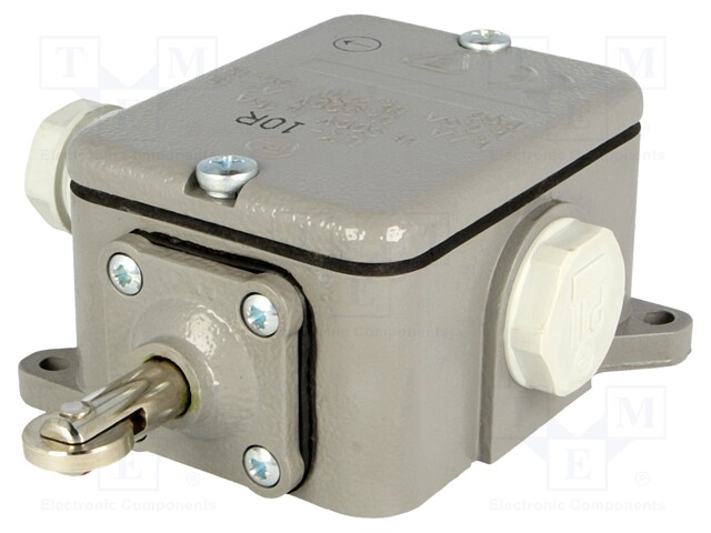 Limit switch; pusher with parallel roller; NO + NC; 16A; IP56